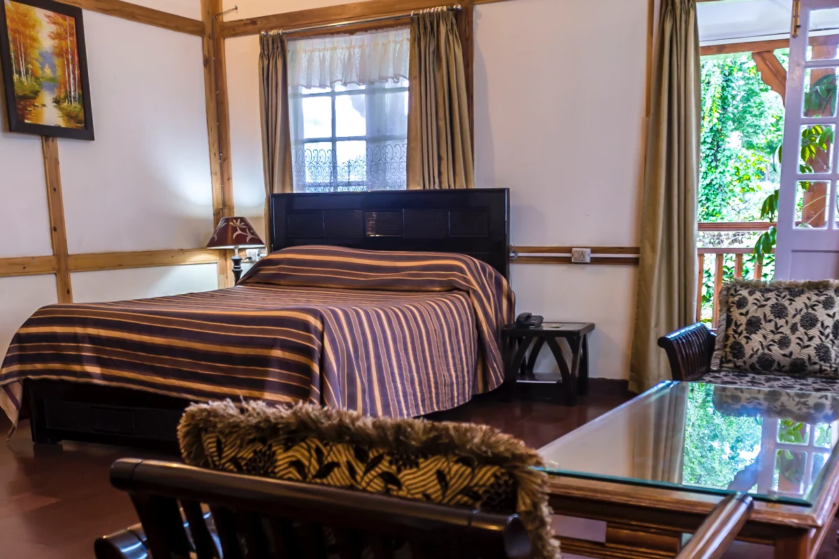 Pinewood Hotel Deluxe Rooms